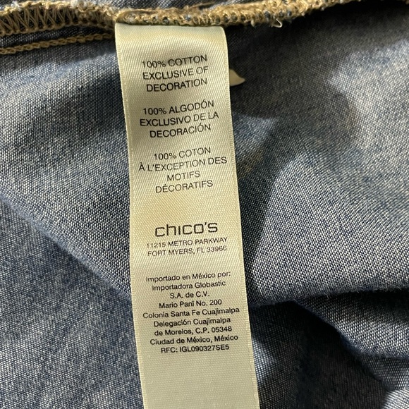 Chicos Women’s Sz L (2) Chambray Blue Denim Button Shirt Embroidered Boho - Picture 7 of 9